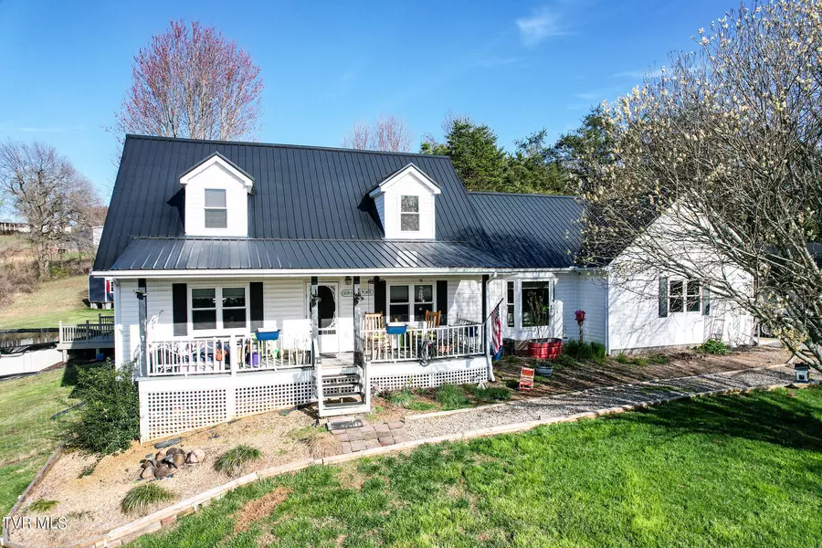 620 Forest RD, Midway, TN 37809