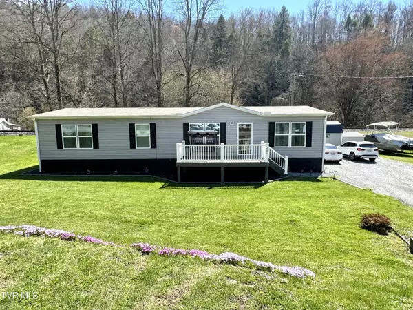 680 Saint Charles RD, Pennington Gap, VA 24277