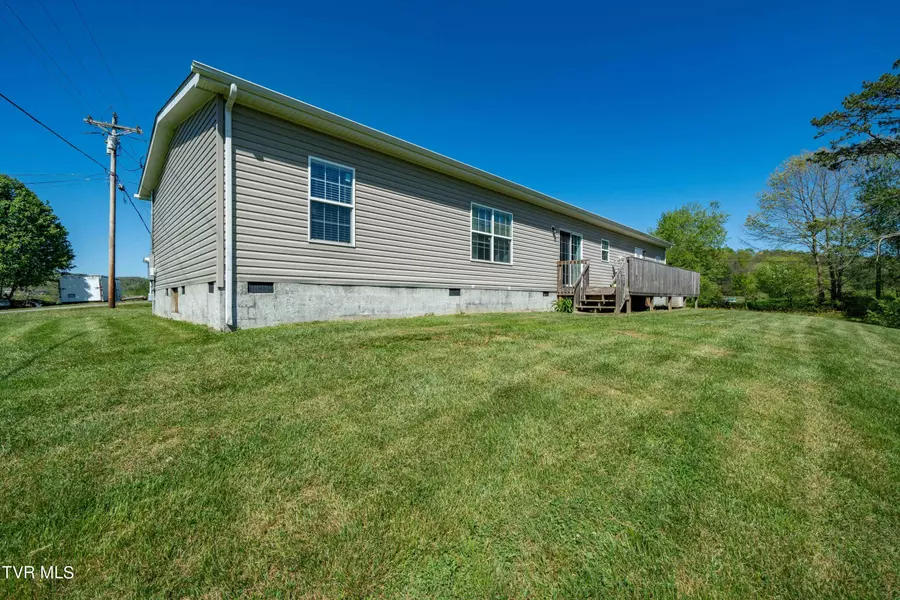 117 Rocky Knob RD, Mountain City, TN 37683