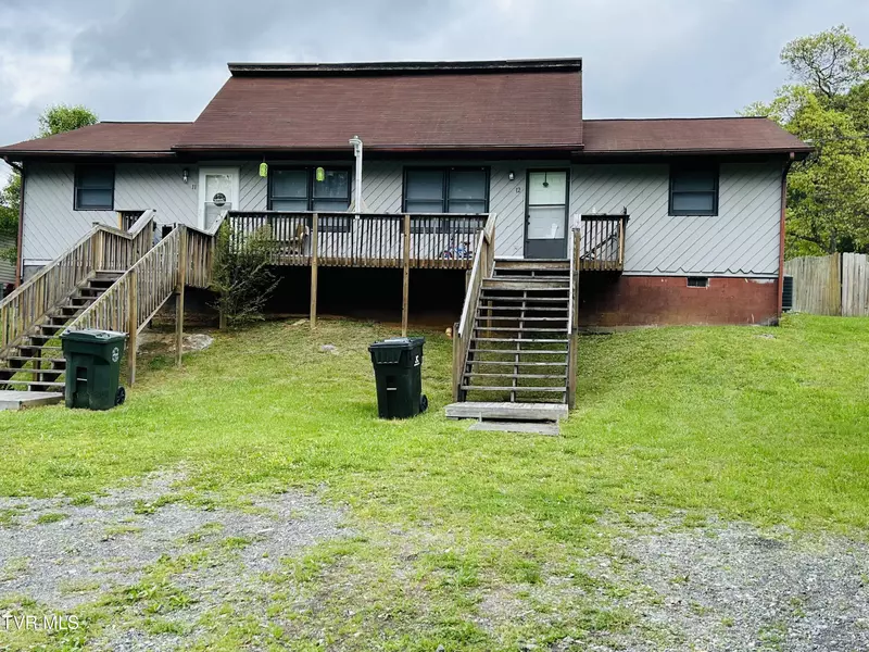 107 Creek DR, Johnson City, TN 37615