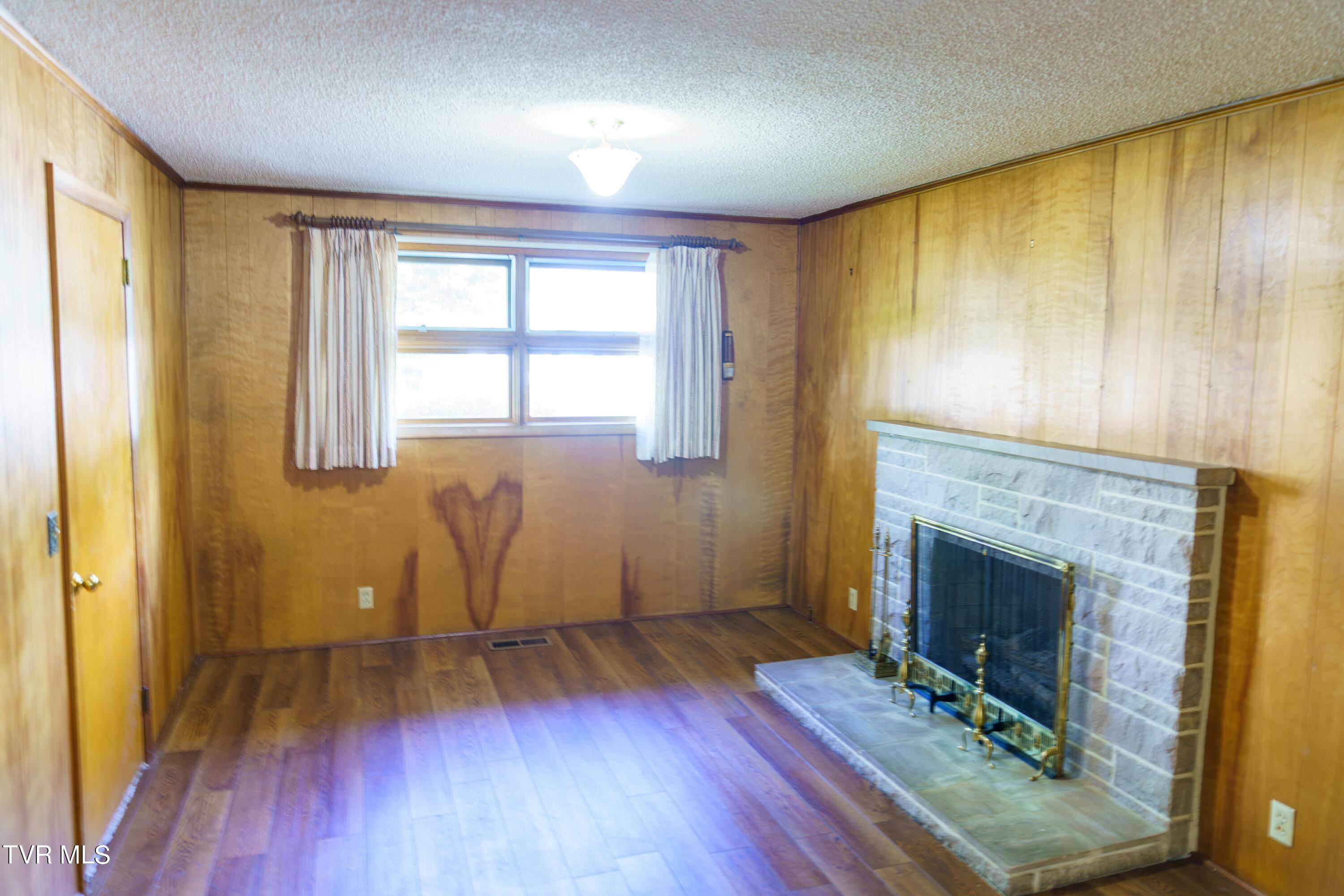 Kingsport, TN 37664,2256 Bruce ST