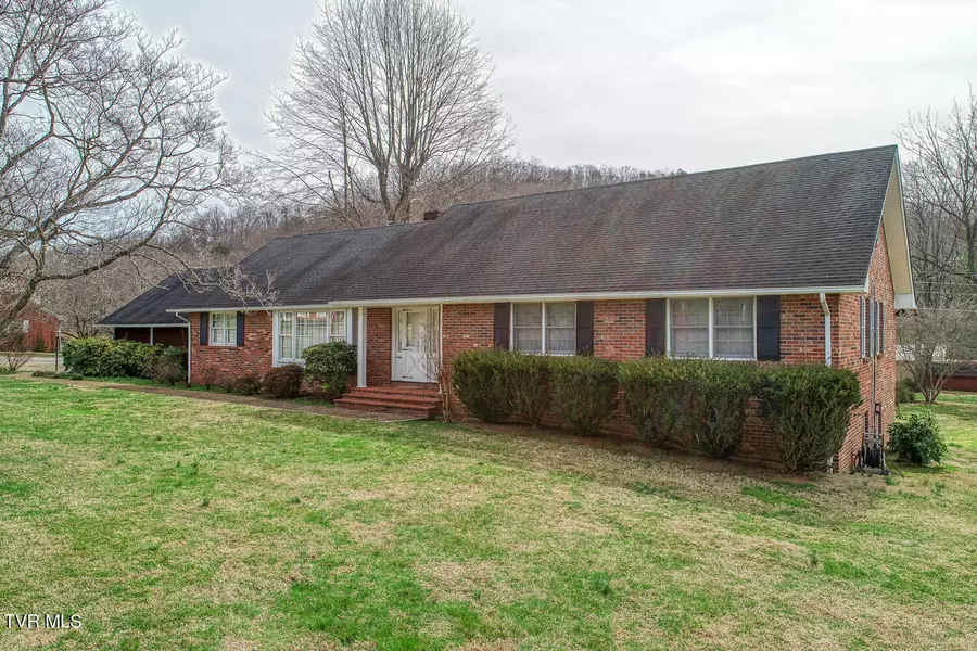 1412 Robertson BLVD, Rogersville, TN 37857