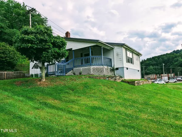 Clintwood, VA 24228,276 Mcclure AVE