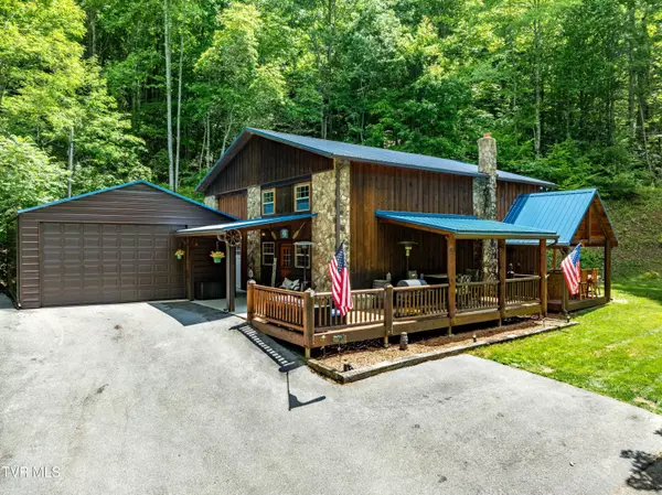 196 Clarktown RD, Roan Mountain, TN 37687