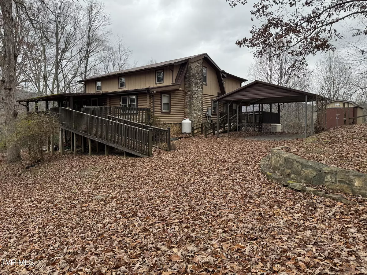 Big Stone Gap, VA 24219,2401 Egan RD