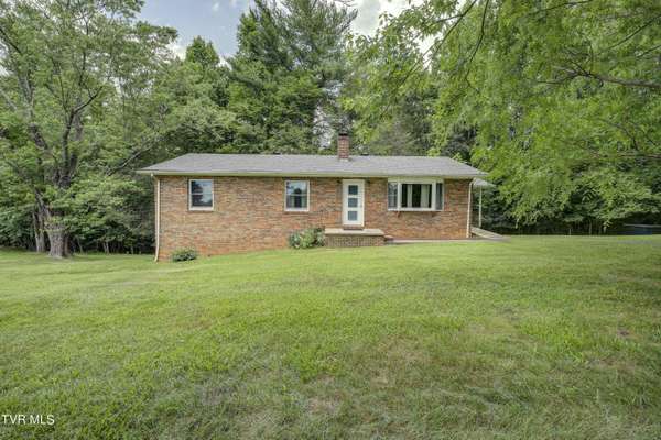 293 Rocky Branch RD, Blountville, TN 37617