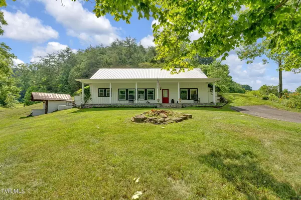 401 Jenkins Hollow RD, Bluff City, TN 37618