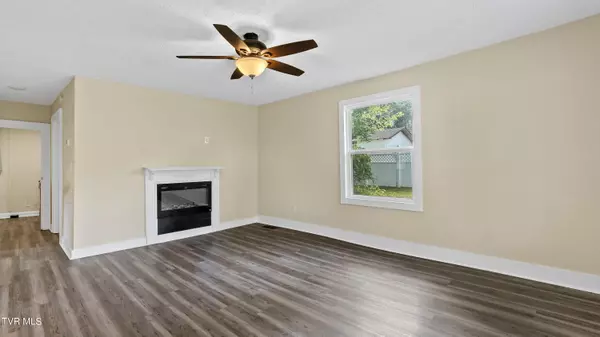 Morristown, TN 37814,515 Franklin LN