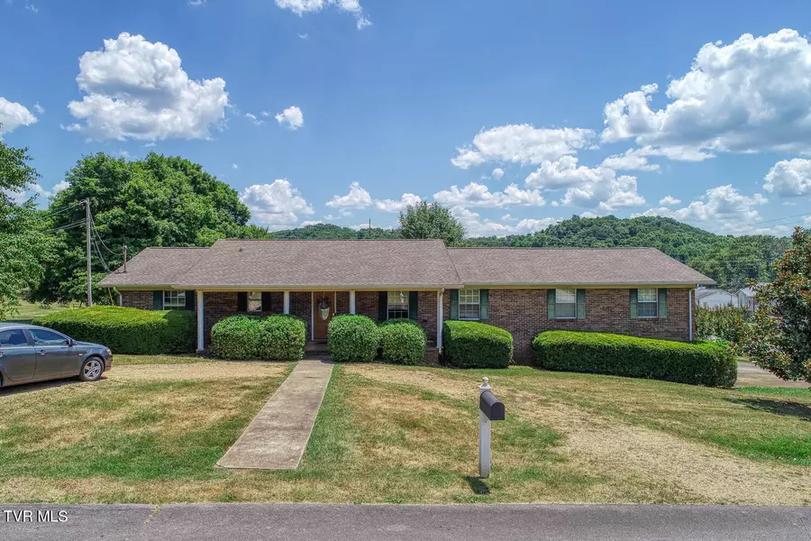 101 Livesay CIR, Rogersville, TN 37857