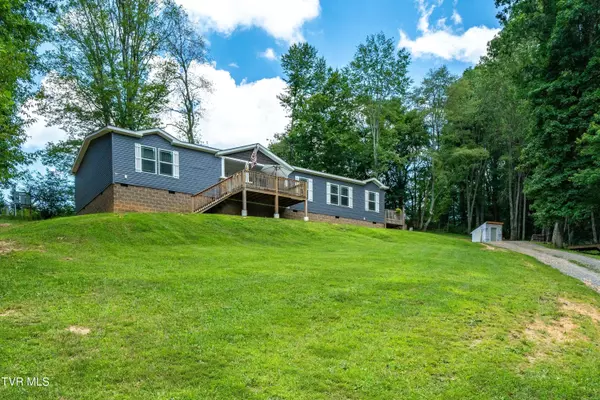 Mountain City, TN 37683,448 Ed Wilson LN