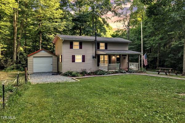 602 Serenity Cove RD, Troutdale, VA 24378