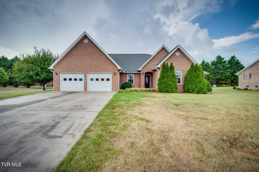 15 Dale CT, Greeneville, TN 37745