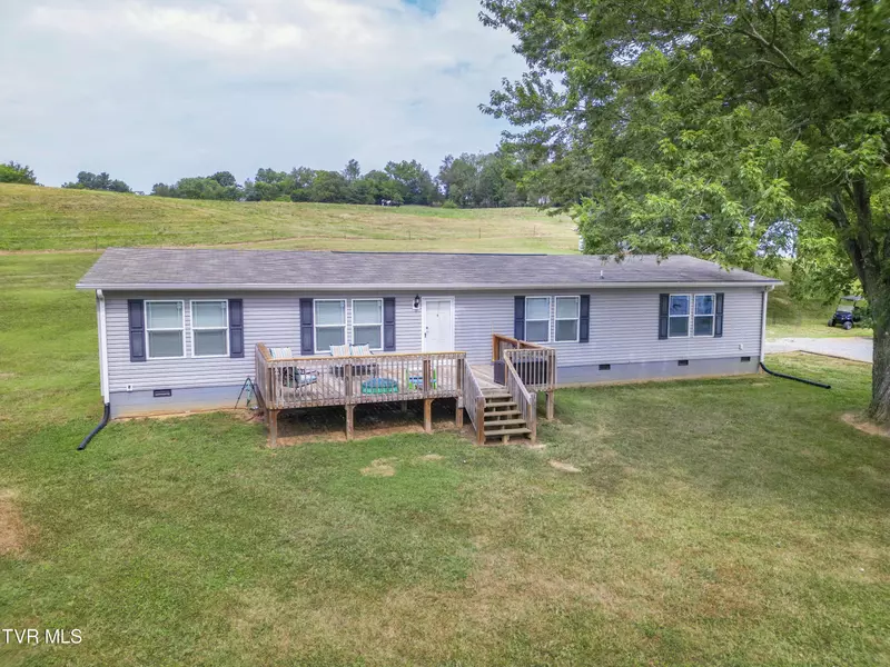 90 Darnell RD, Greeneville, TN 37743