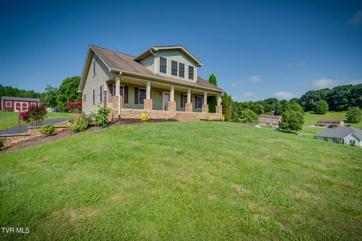 Johnson City, TN 37601,108 Willocks RD