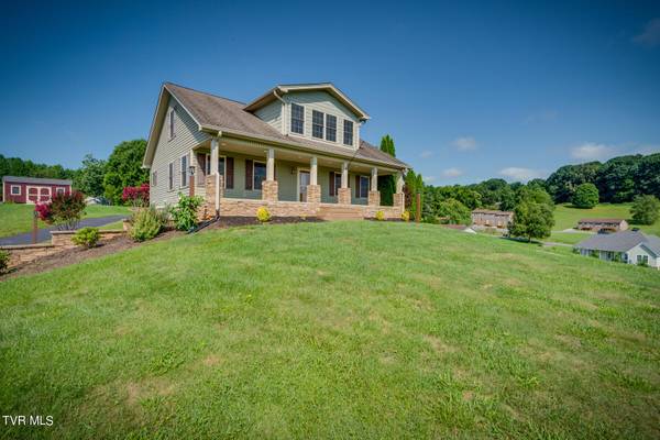 108 Willocks RD, Johnson City, TN 37601