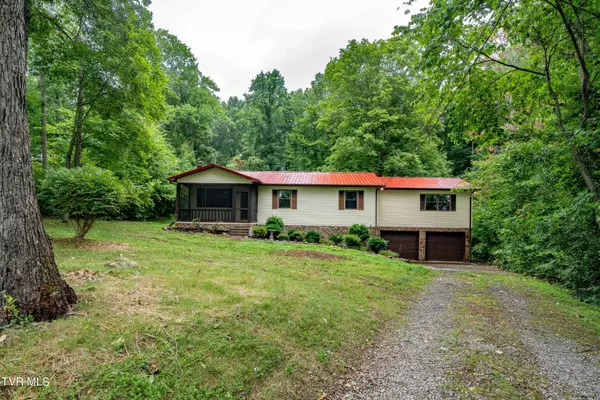 475 Brian CIR, Afton, TN 37616