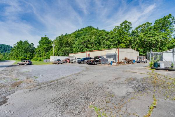 Hampton, TN 37658,5560 Highway 19-E