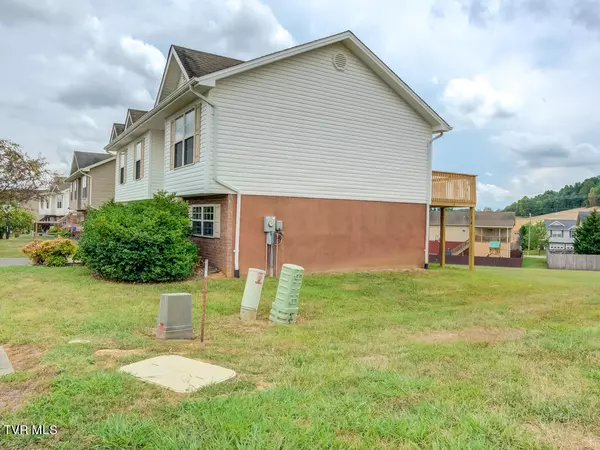 Jonesborough, TN 37659,111 Mountain Creek CT