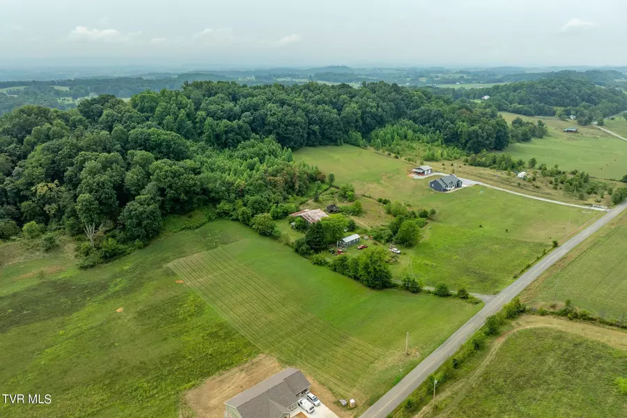136 Baskett RD, Jonesborough, TN 37659