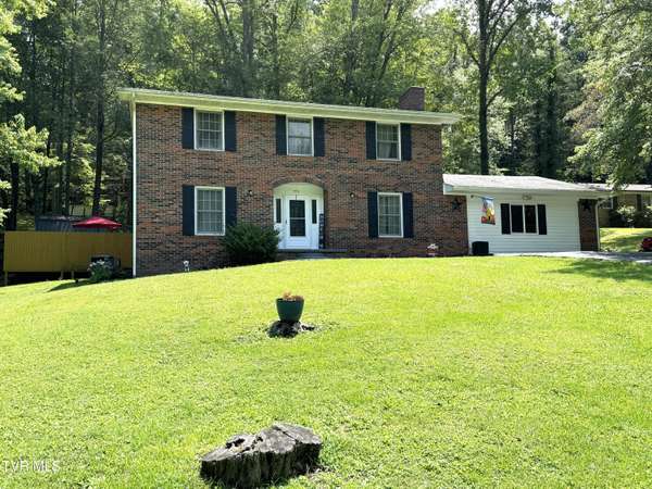 Big Stone Gap, VA 24219,1516 Valley View DR