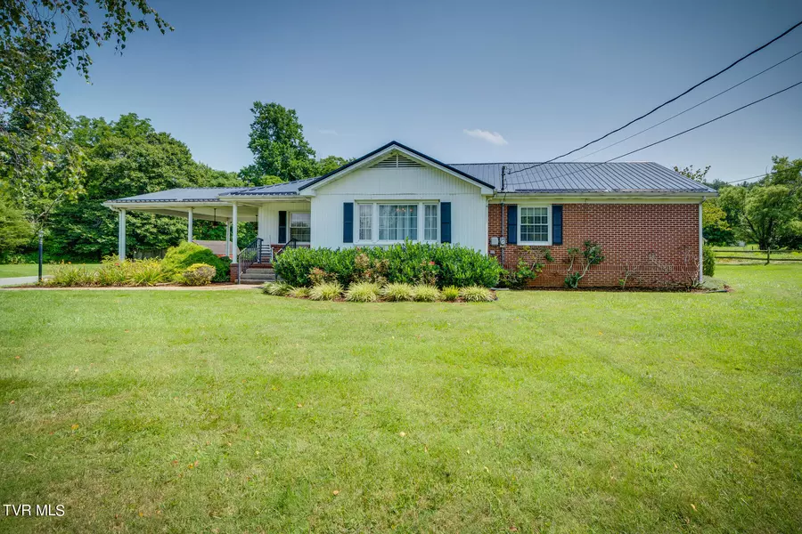 3406 Unicoi DR, Unicoi, TN 37692