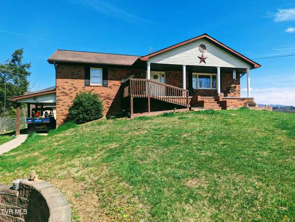 1456 Osborne Gap RD, Clintwood, VA 24228