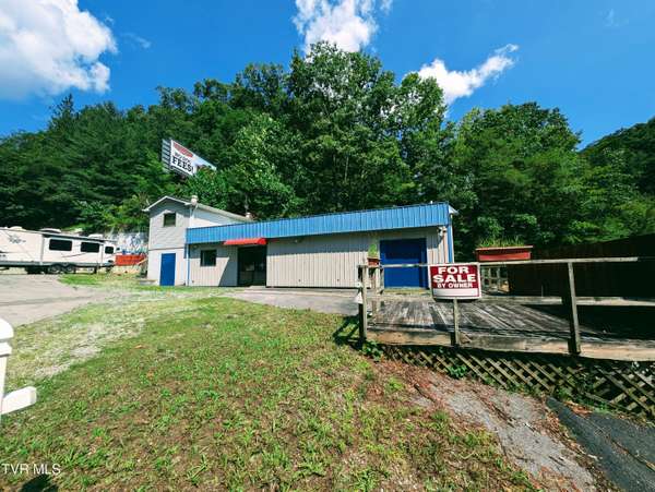 Haysi, VA 24256,24694 Dickenson HWY