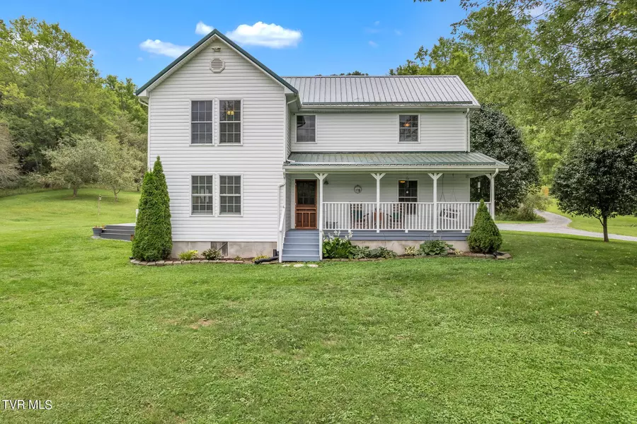 9231 Stillmeadows LN, Meadowview, VA 24361