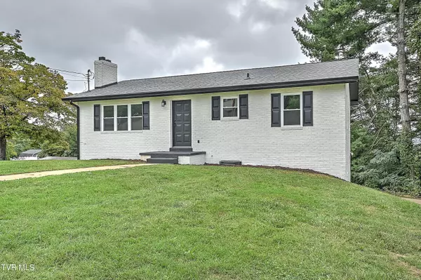 Kingsport, TN 37660,3629 Woodlark LN