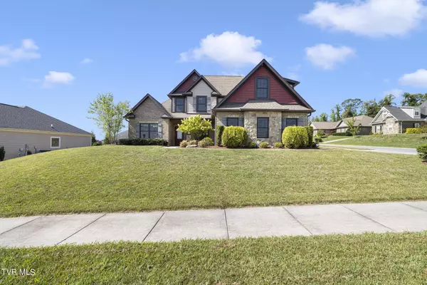 Johnson City, TN 37615,307 Laurel Canyon