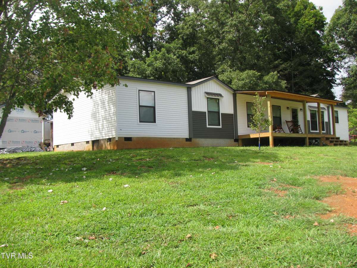 Chuckey, TN 37641,103 Lily Painter RD