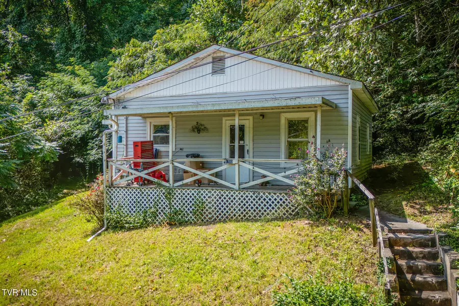 1700 Robalee ST, Kingsport, TN 37665