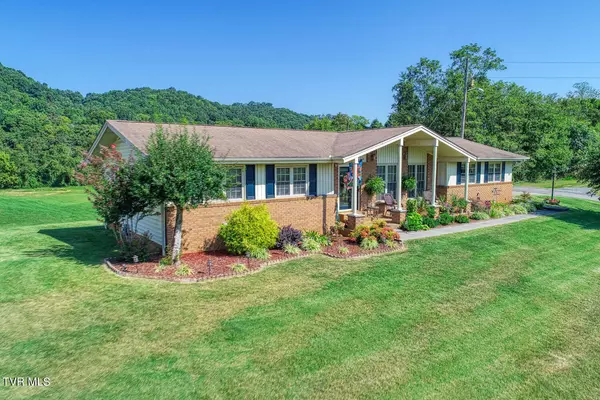 Rogersville, TN 37857,124 Apple LN