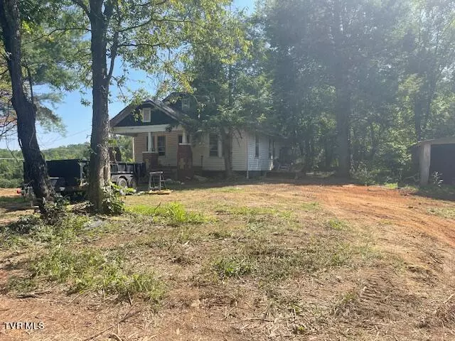 740 Fishpond RD, Chuckey, TN 37641