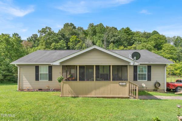 3732 Bishoptown RD, Duffield, VA 24244