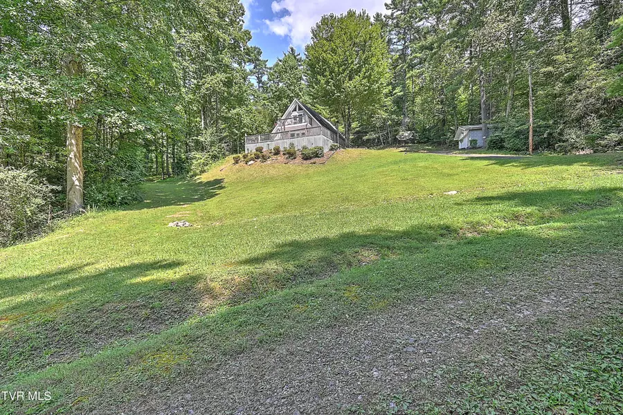 265 Laurel Branch RD, Elizabethton, TN 37643