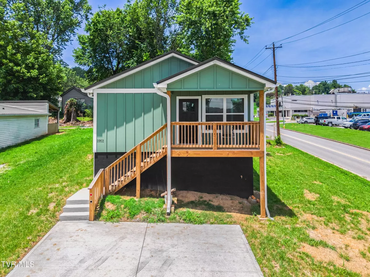 Morristown, TN 37814,1002 Watercrest ST