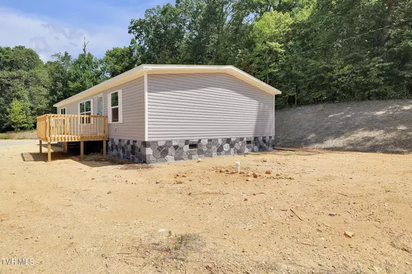 Bristol, VA 24202,8486 Reedy Creek RD