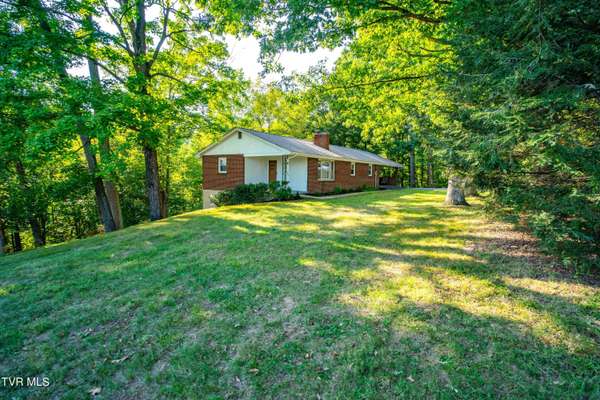 101 Wright LN, Bristol, TN 37620