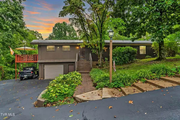 Big Stone Gap, VA 24219,1759 Holton AVE