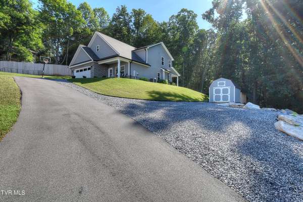 Johnson City, TN 37615,160 Cindy Anne DR