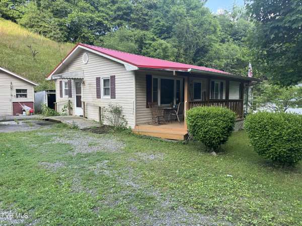 Honaker, VA 24260,100 Locust ST