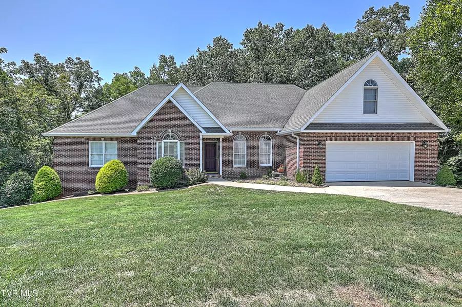 156 Warrior Falls DR, Kingsport, TN 37664