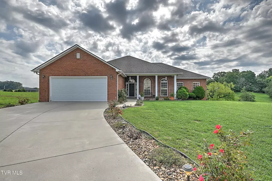 280 Newcastle DR, Greeneville, TN 37745