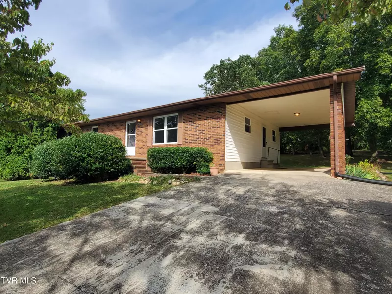 56 Guinn DR, Greeneville, TN 37743