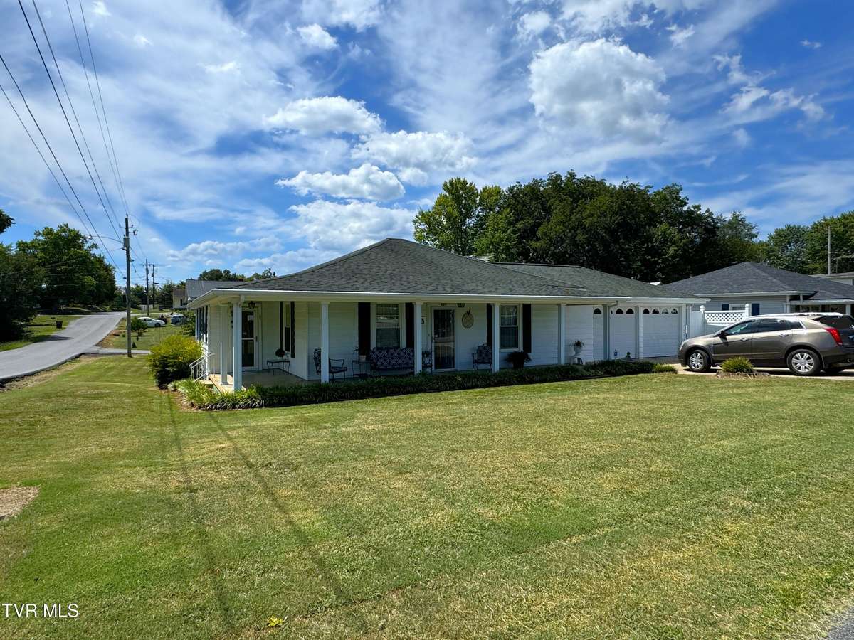 Newport, TN 37821,631 6th ST