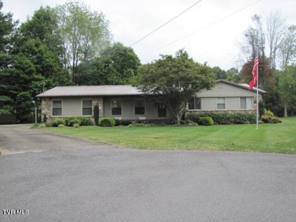 413 Arlington CT, Kingsport, TN 37663