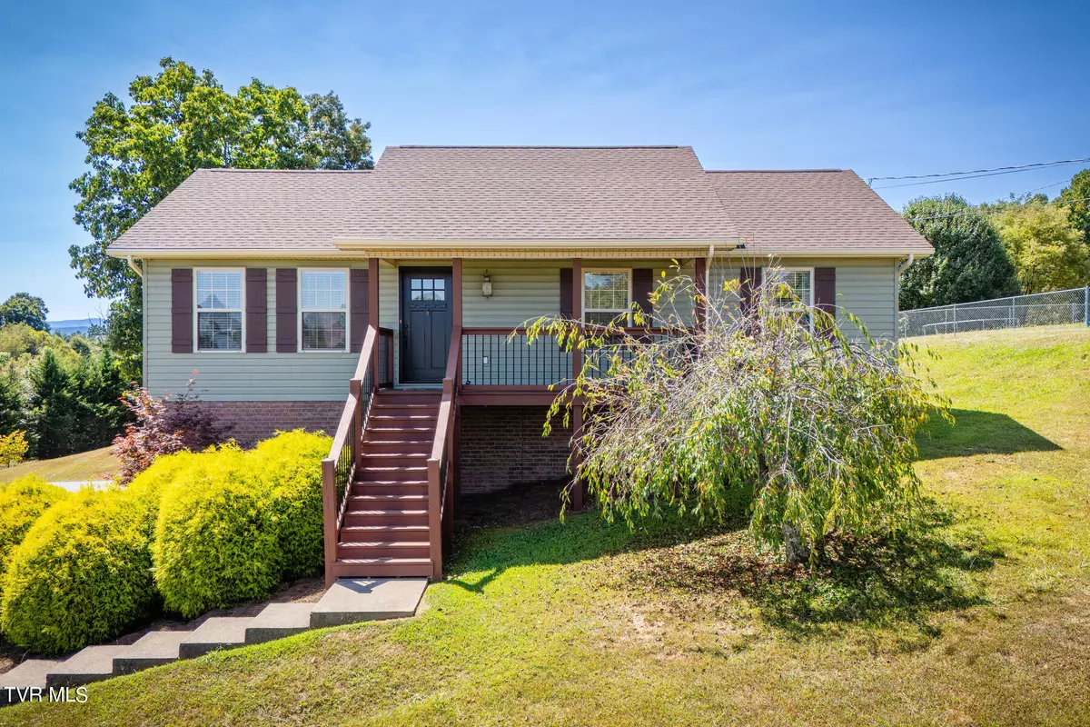 Jonesborough, TN 37659,387 Mockingbird PL