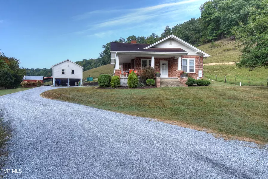 1579 Bristol HWY, Elizabethton, TN 37643