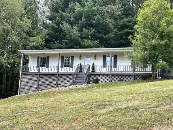 18478 Ironwood LOOP, Abingdon, VA 24210